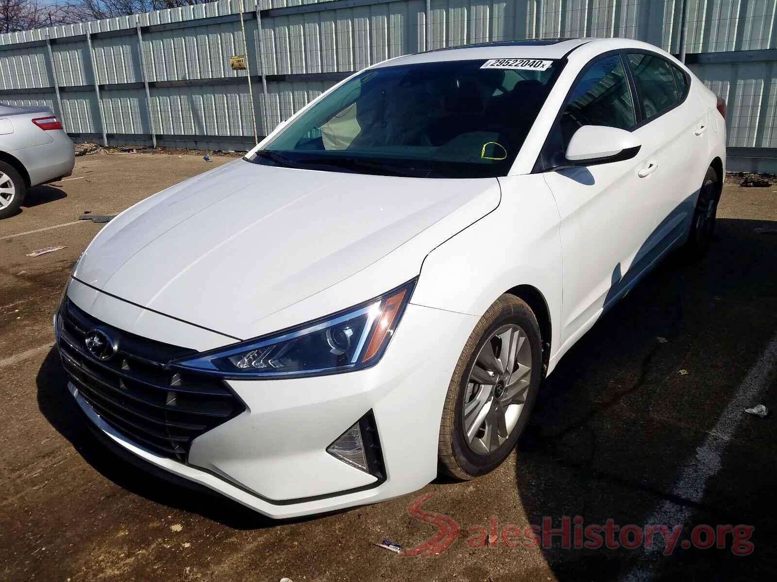 3VV2B7AX9JM160921 2019 HYUNDAI ELANTRA