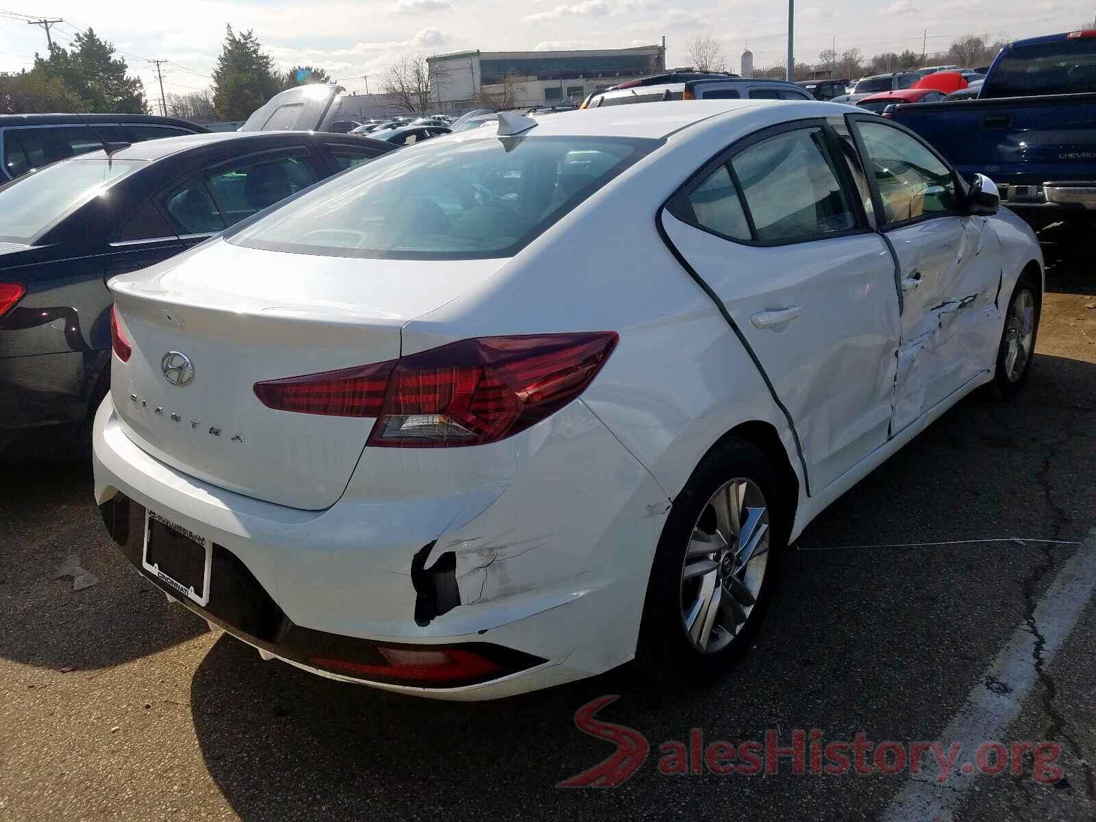 3VV2B7AX9JM160921 2019 HYUNDAI ELANTRA