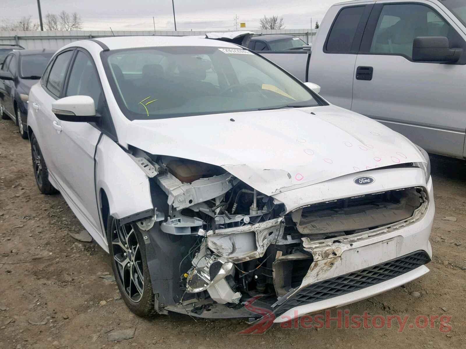 5NPE24AF5GH306490 2015 FORD FOCUS SE