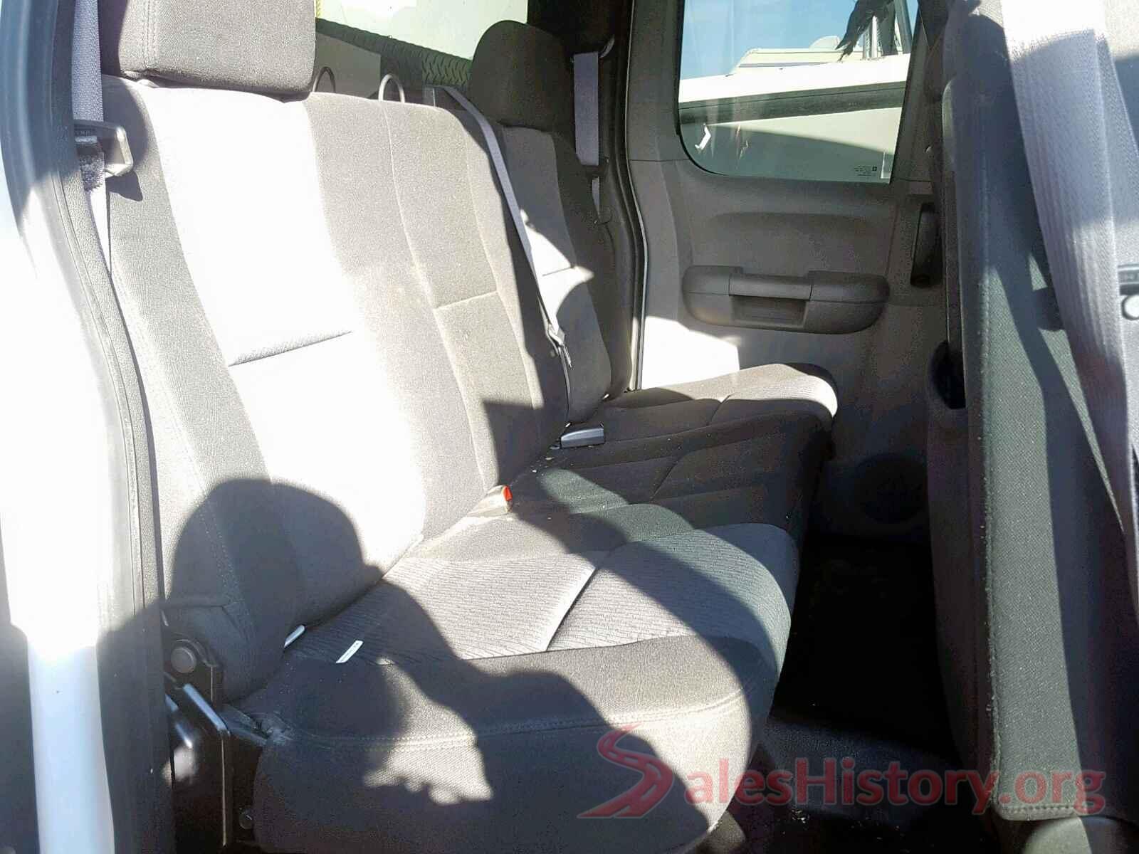 5NPD84LF8KH437669 2011 CHEVROLET SILVERADO