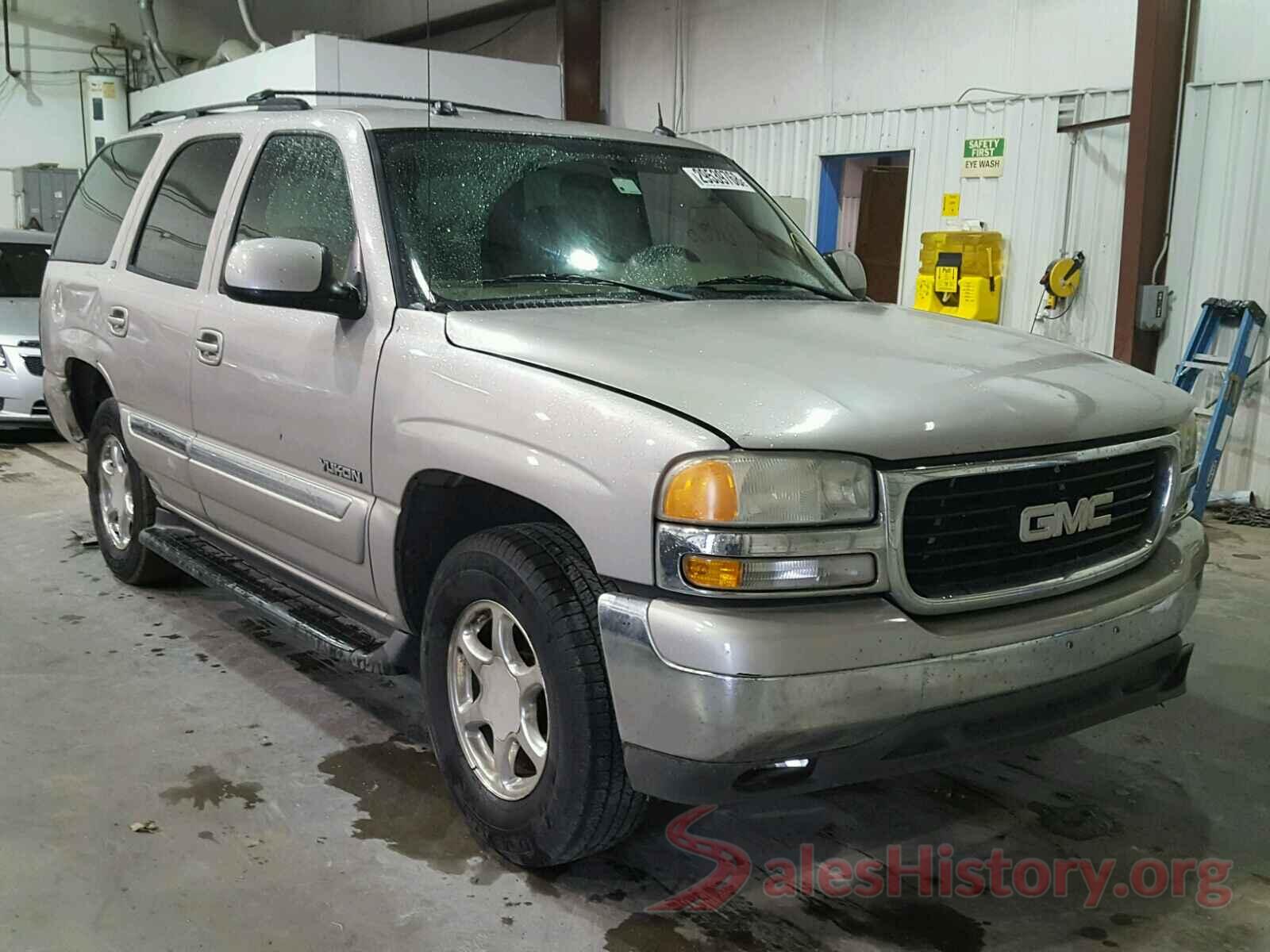 3CZRU6H36LM712134 2005 GMC YUKON