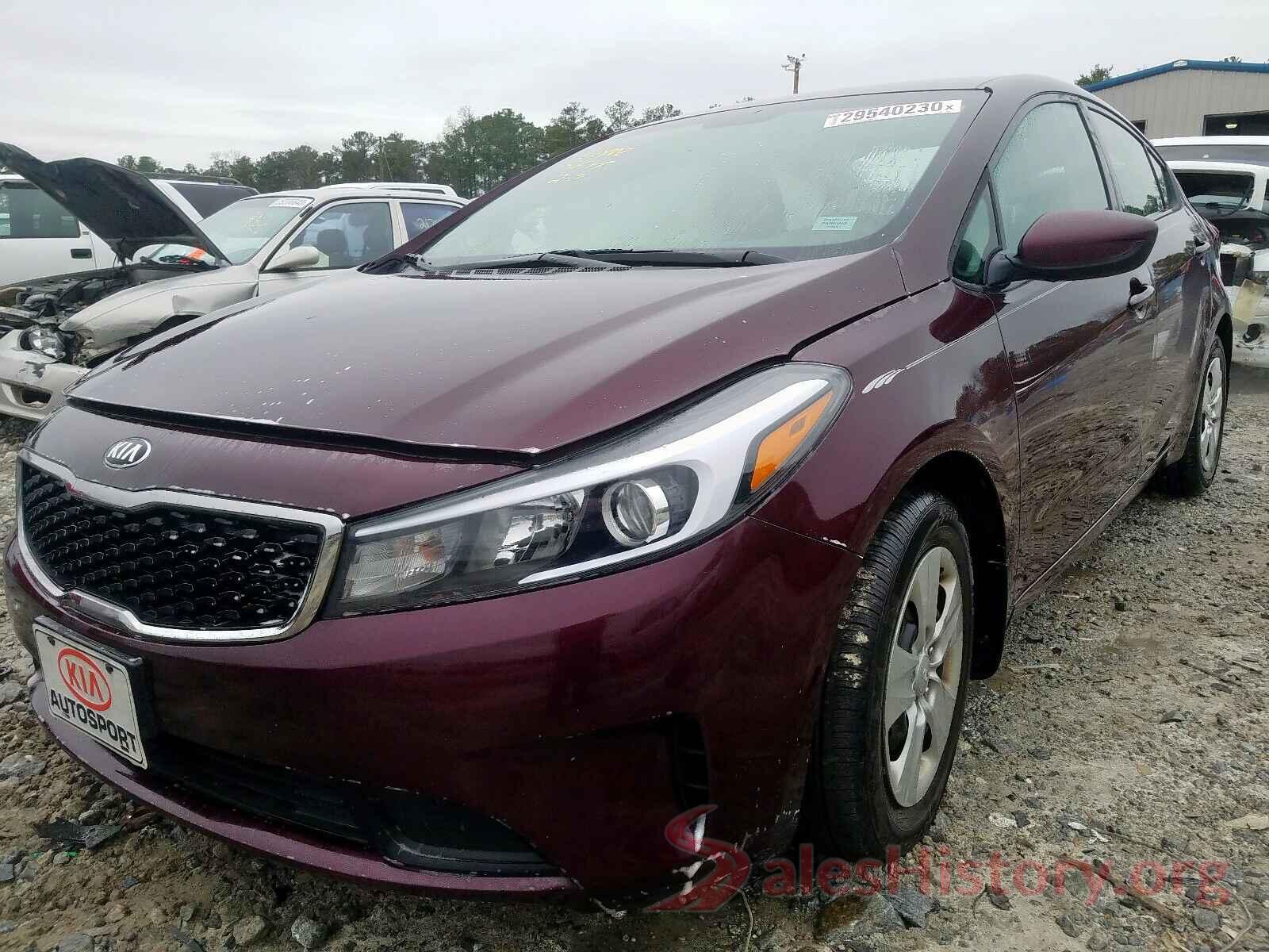 5YFBURHE1HP693194 2018 KIA FORTE