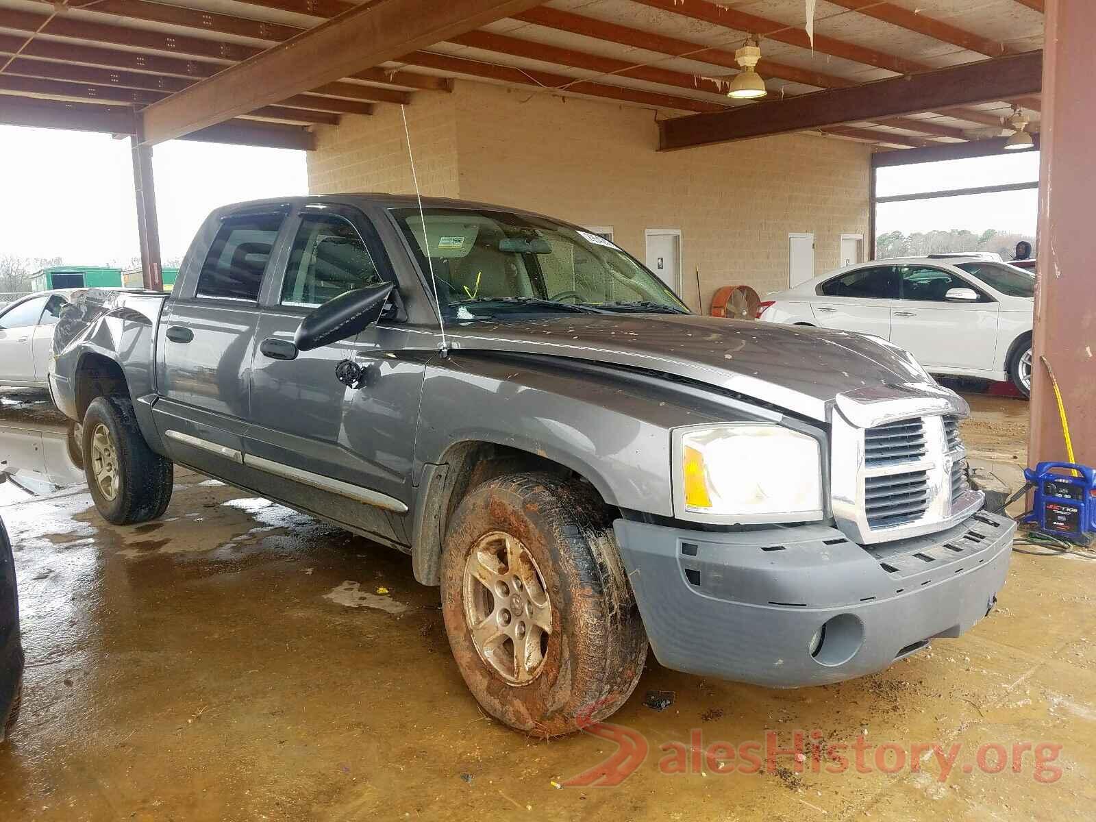 5NPE24AFXJH674493 2005 DODGE DAKOTA