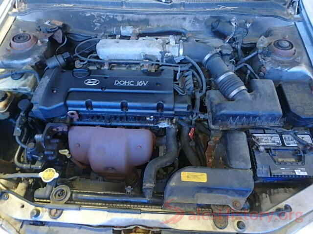 5TDYZ3DC3JS937566 2000 HYUNDAI ELANTRA