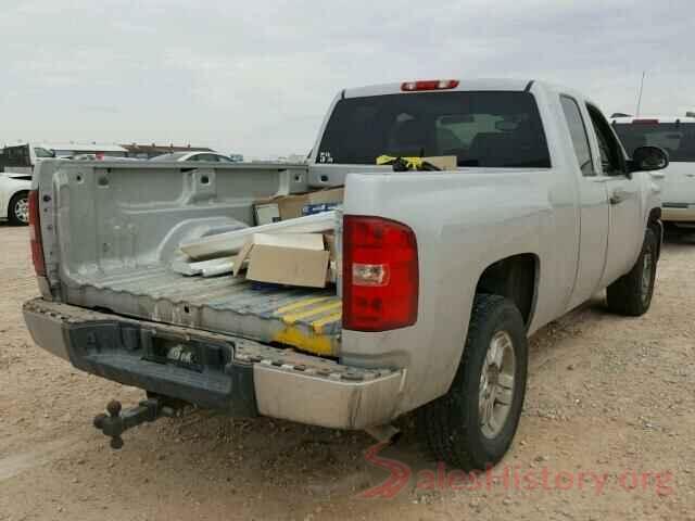 KNDJN2A26J7558672 2010 CHEVROLET SILVERADO