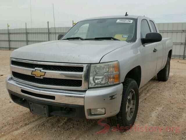 KNDJN2A26J7558672 2010 CHEVROLET SILVERADO