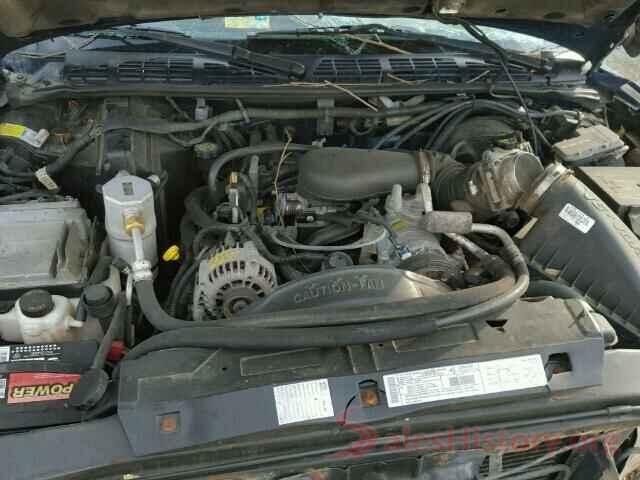 1N6DD0ER8KN875682 2001 CHEVROLET BLAZER