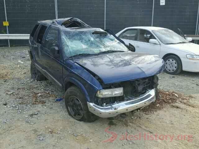 1N6DD0ER8KN875682 2001 CHEVROLET BLAZER