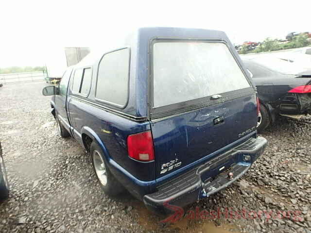 KMHDH4AE7GU584441 1999 CHEVROLET S10