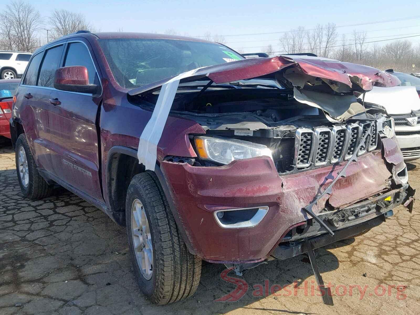 3VWM17AU8JM766594 2018 JEEP GRAND CHER