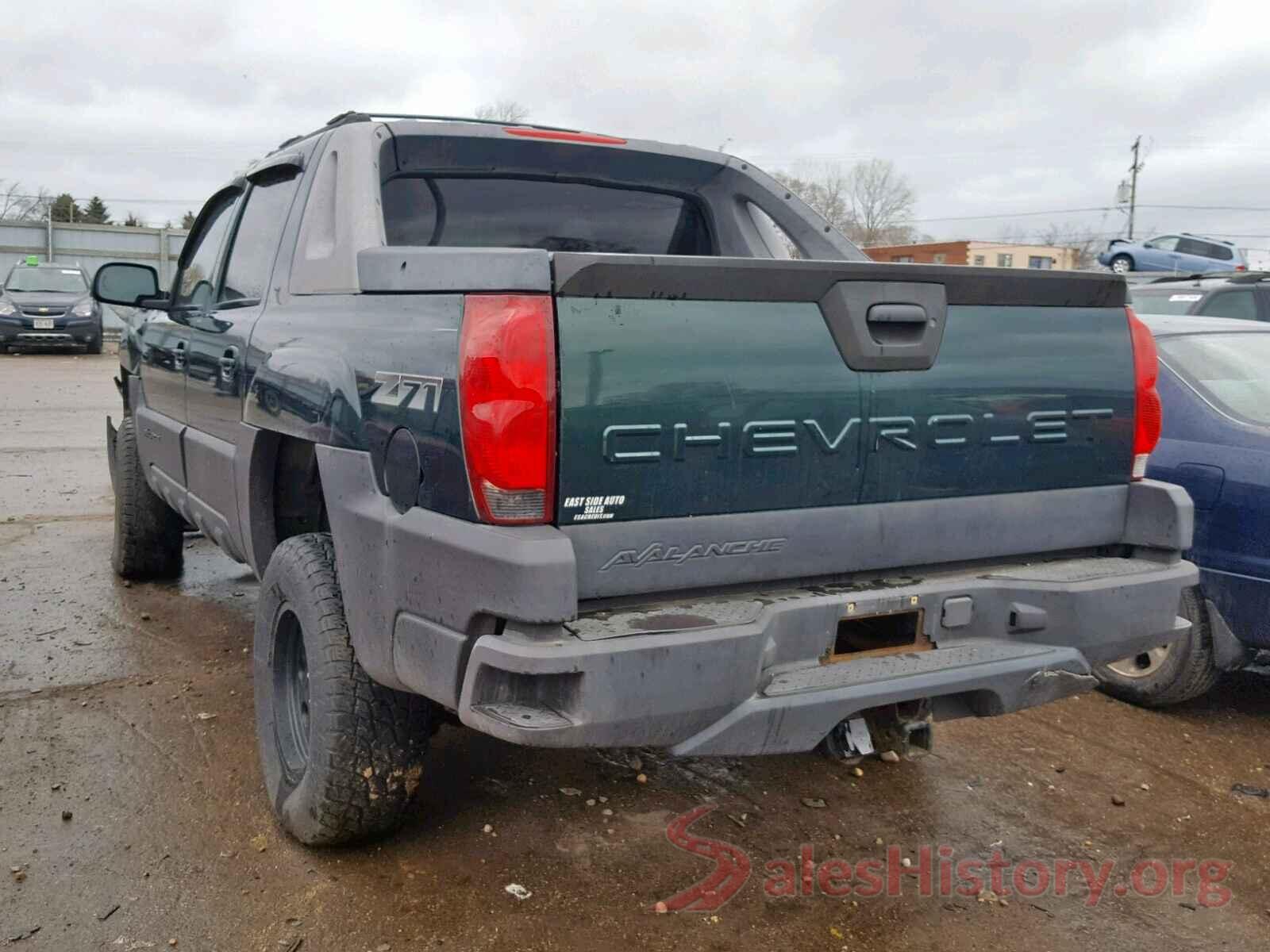 2T3W1RFV8KC004182 2003 CHEVROLET AVALANCHE