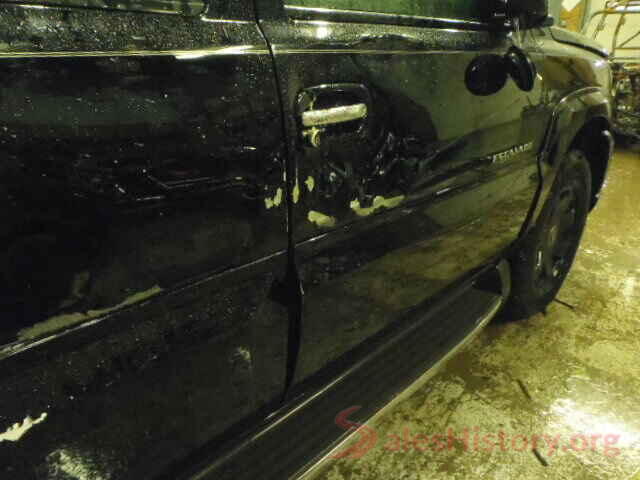 1C4RJFBT1LC117555 2003 CADILLAC ESCALADE