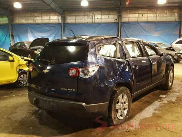 KM8J33A45HU443467 2012 CHEVROLET TRAVERSE