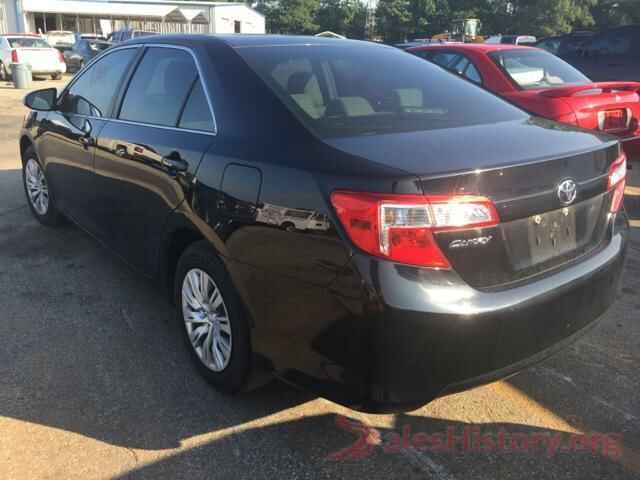 1V2NR2CA0KC506827 2012 TOYOTA CAMRY