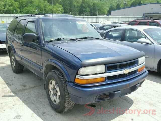 KMHD84LF5HU423769 2002 CHEVROLET BLAZER