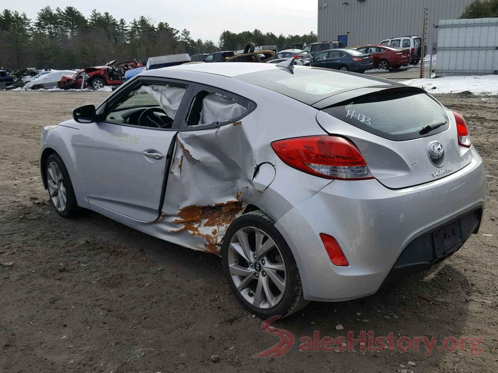 5YFBURHE7KP945585 2017 HYUNDAI VELOSTER