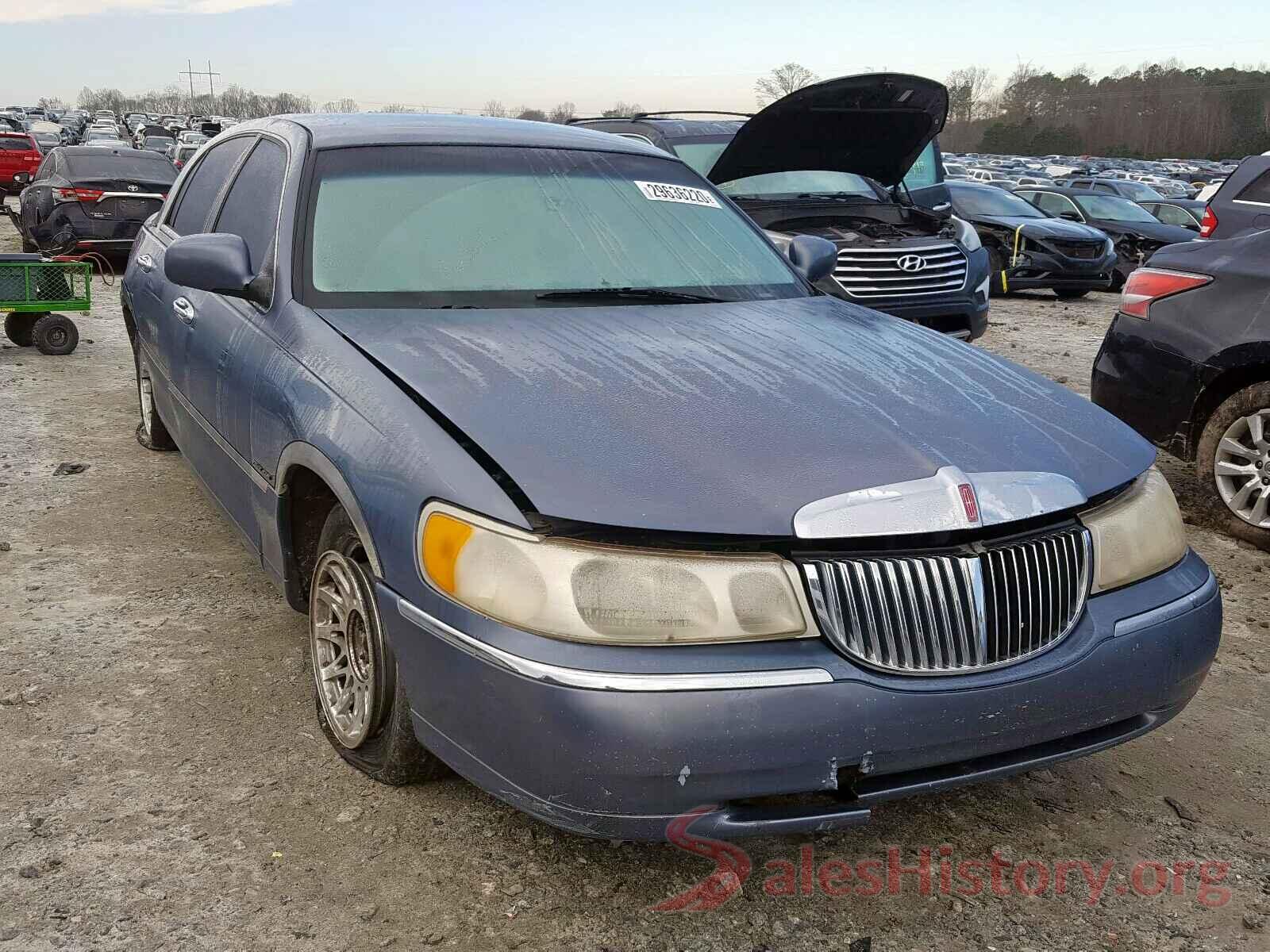 WDCTG4EB7KU004594 1999 LINCOLN TOWNCAR