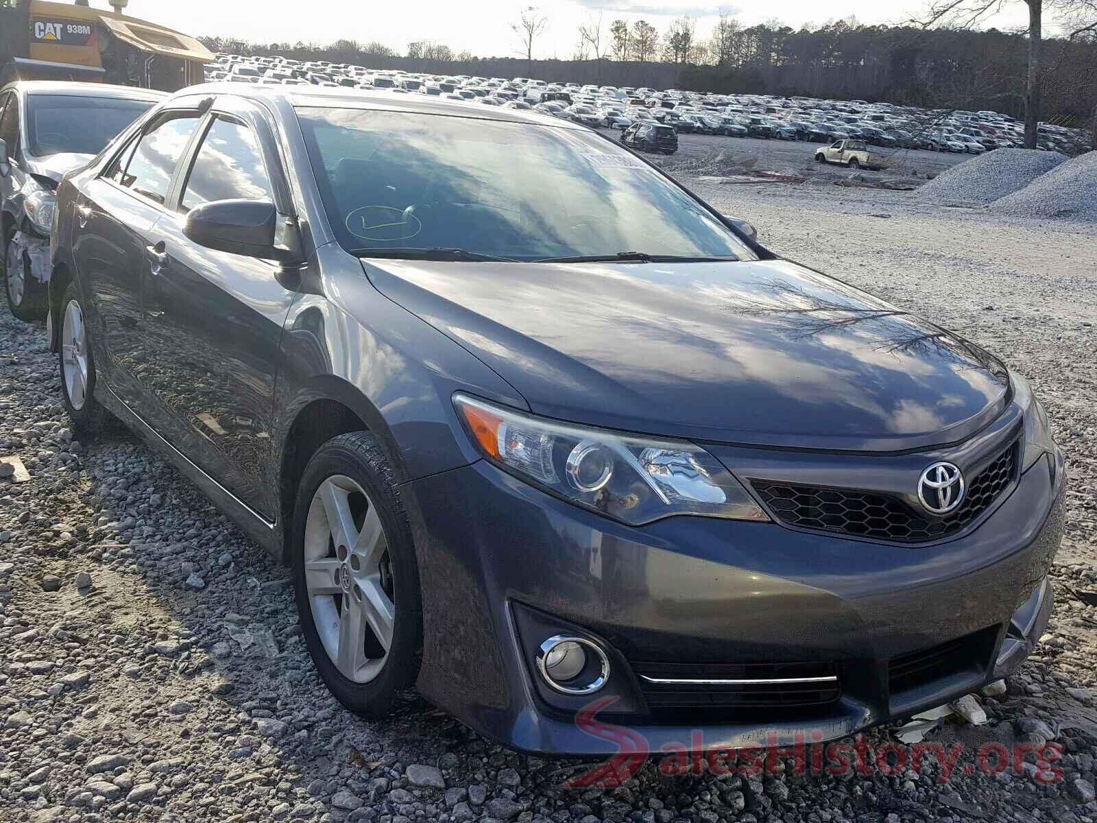 5TDKZRFH9KS324676 2014 TOYOTA CAMRY