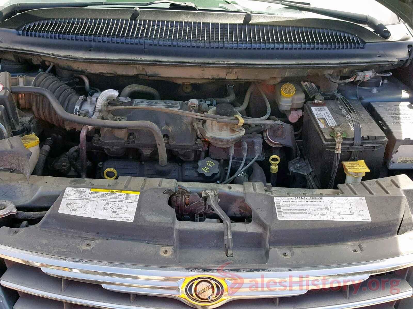 5BZAF0AA5JN852245 2005 CHRYSLER TOWN & COU