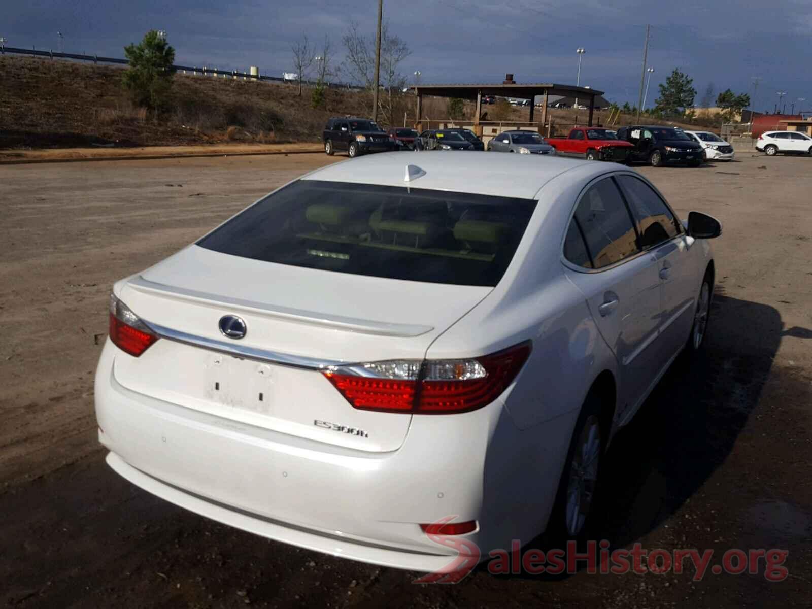 JN8AT2MT4GW020792 2015 LEXUS ES300