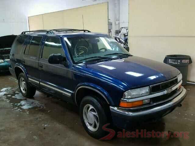 JN8AT2MV1HW256058 2001 CHEVROLET BLAZER