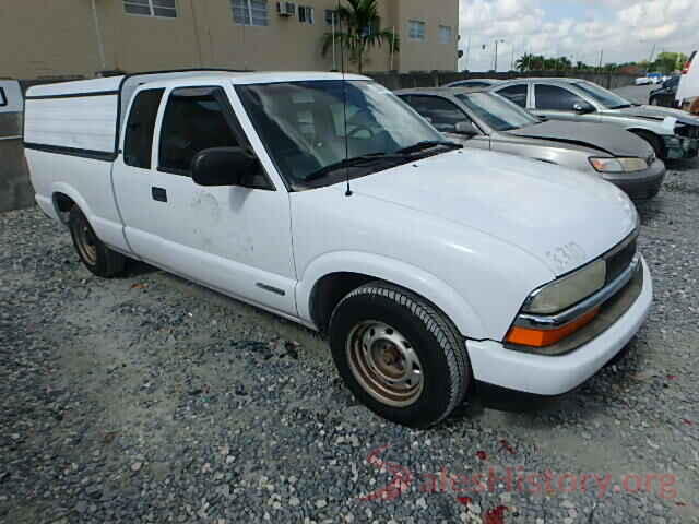 2HGFC2F52HH547201 2003 CHEVROLET S10