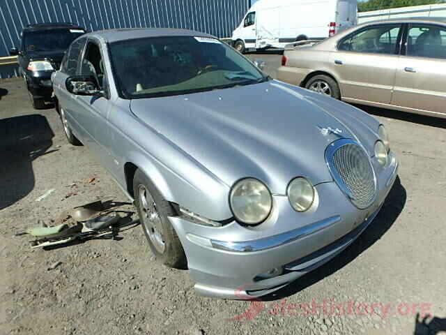 3C4NJCBB1KT750533 2000 JAGUAR S-TYPE