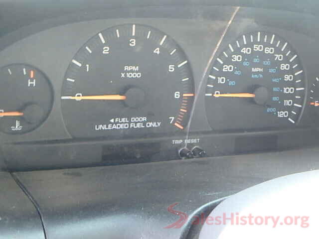 1C4PJMCX2JD587209 2000 DODGE CARAVAN