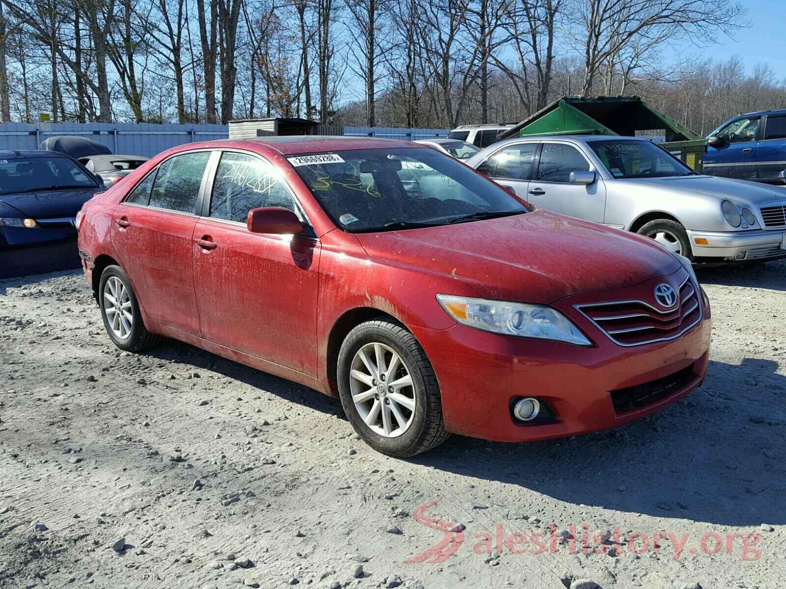 5TDKZ3DC8HS889546 2010 TOYOTA CAMRY