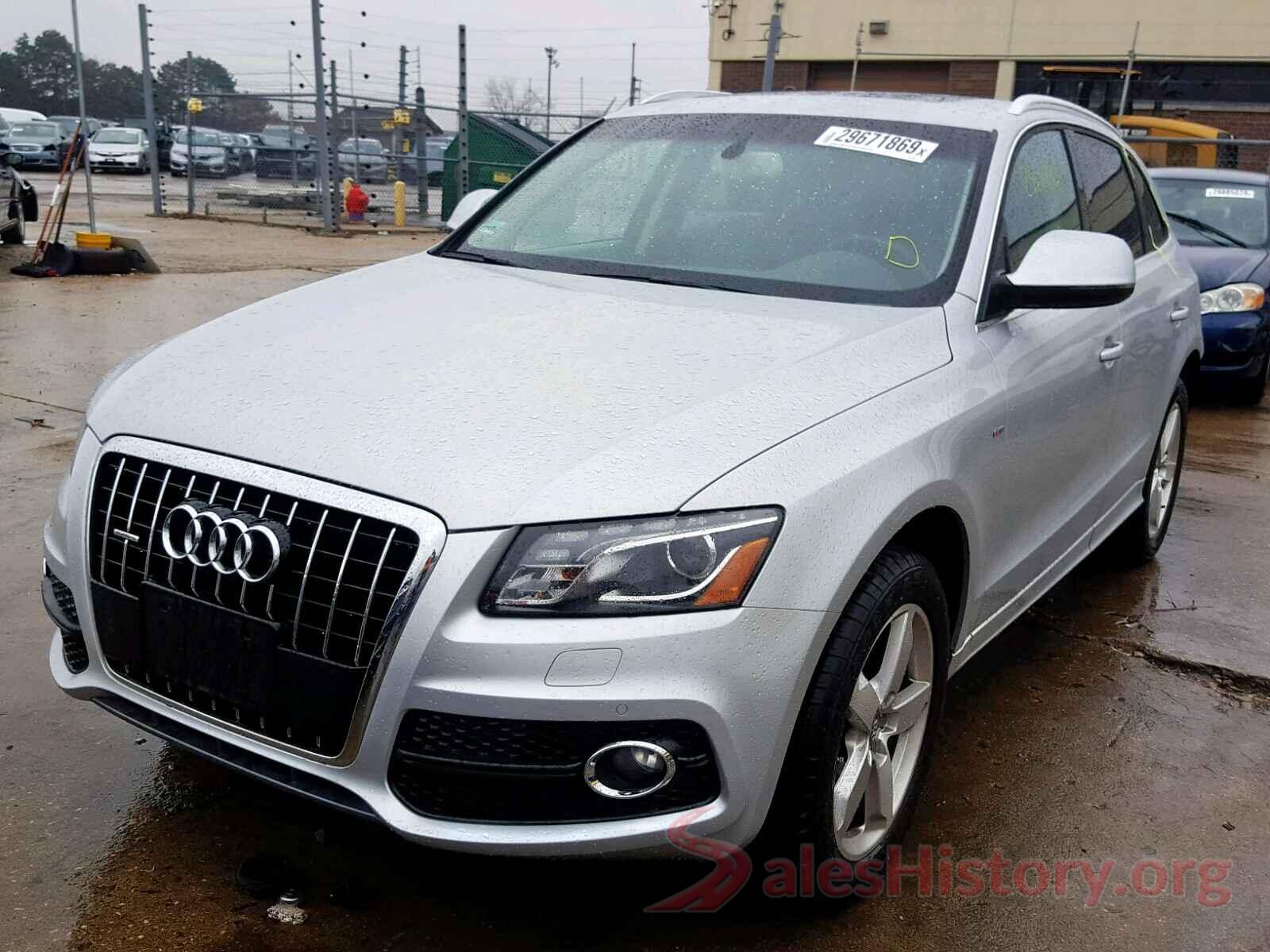 1G1ZB5ST4KF151101 2012 AUDI Q5