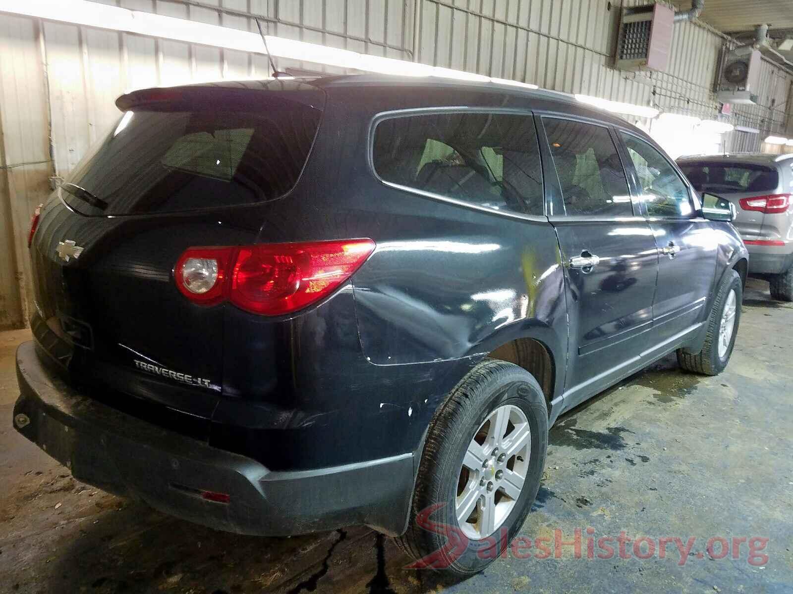 KMHD35LH3HU359477 2010 CHEVROLET TRAVERSE