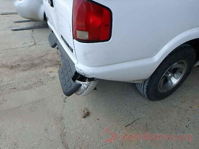 1N4AA6AP7HC367090 2002 CHEVROLET S10