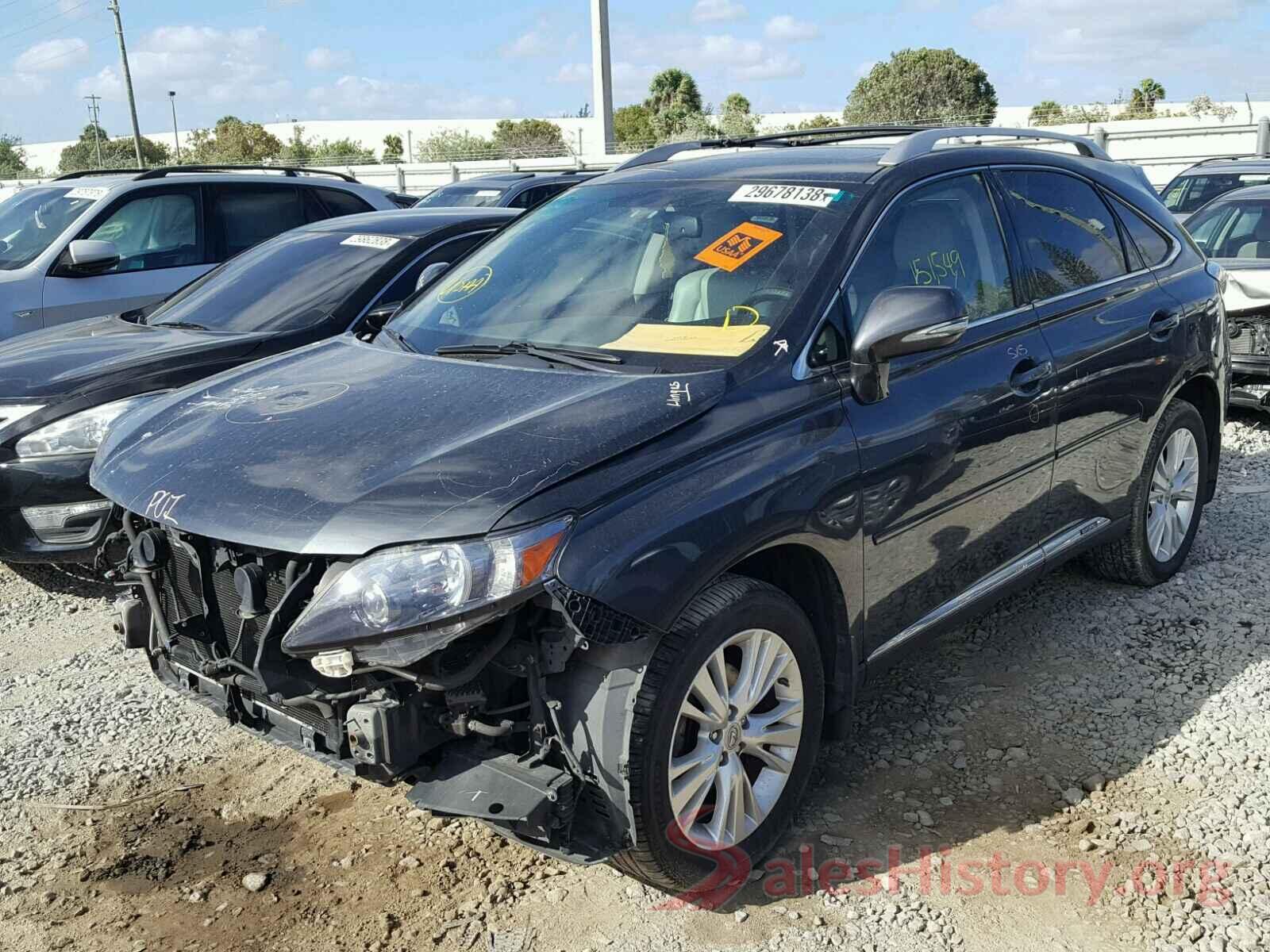 5YJXCBE2XHF043754 2011 LEXUS RX450