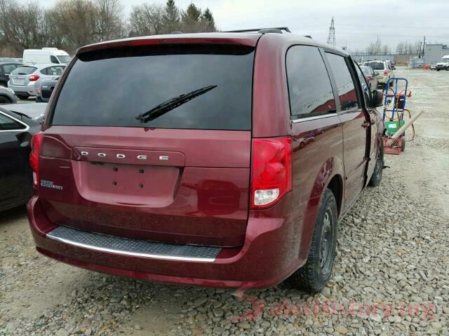 KM8SMDHF1HU221331 2017 DODGE CARAVAN