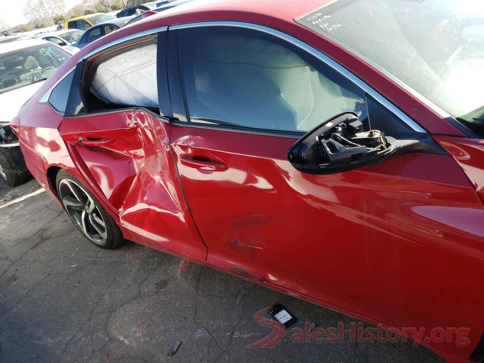 1HGCV1F33JA218954 2018 HONDA ACCORD