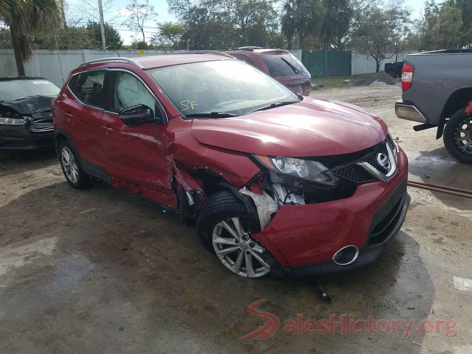 JN1BJ1CP9JW101866 2018 NISSAN ROGUE