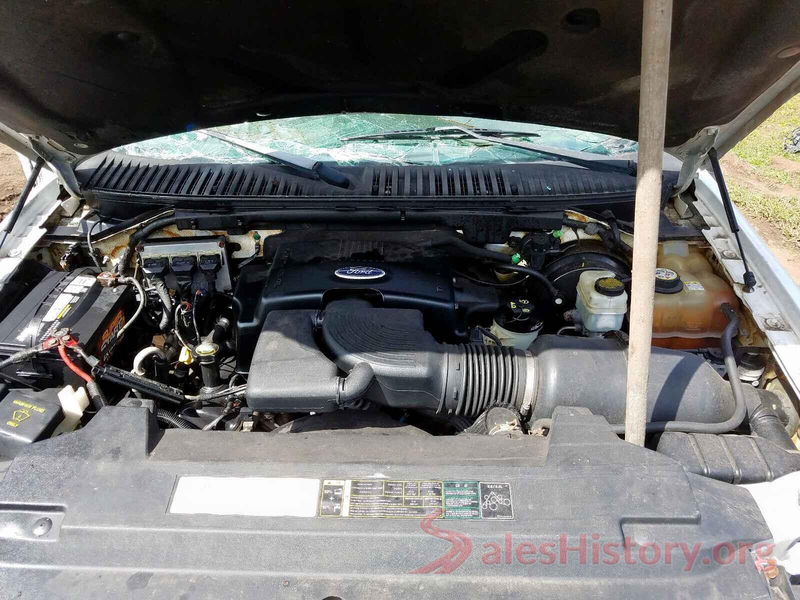 3KPF24AD3KE086198 2004 FORD EXPEDITION