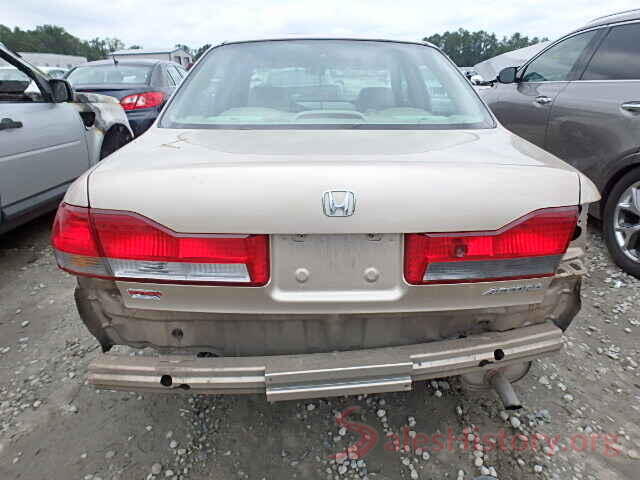 5N1AZ2MH2JN139813 2001 HONDA ACCORD