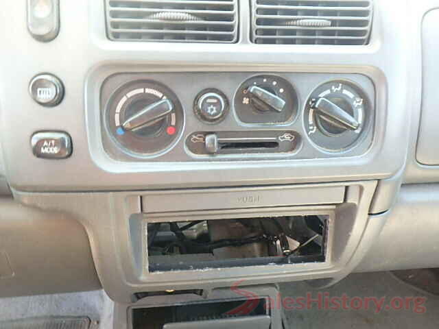 2T3BFREV9JW832563 1998 MITSUBISHI MONTERO