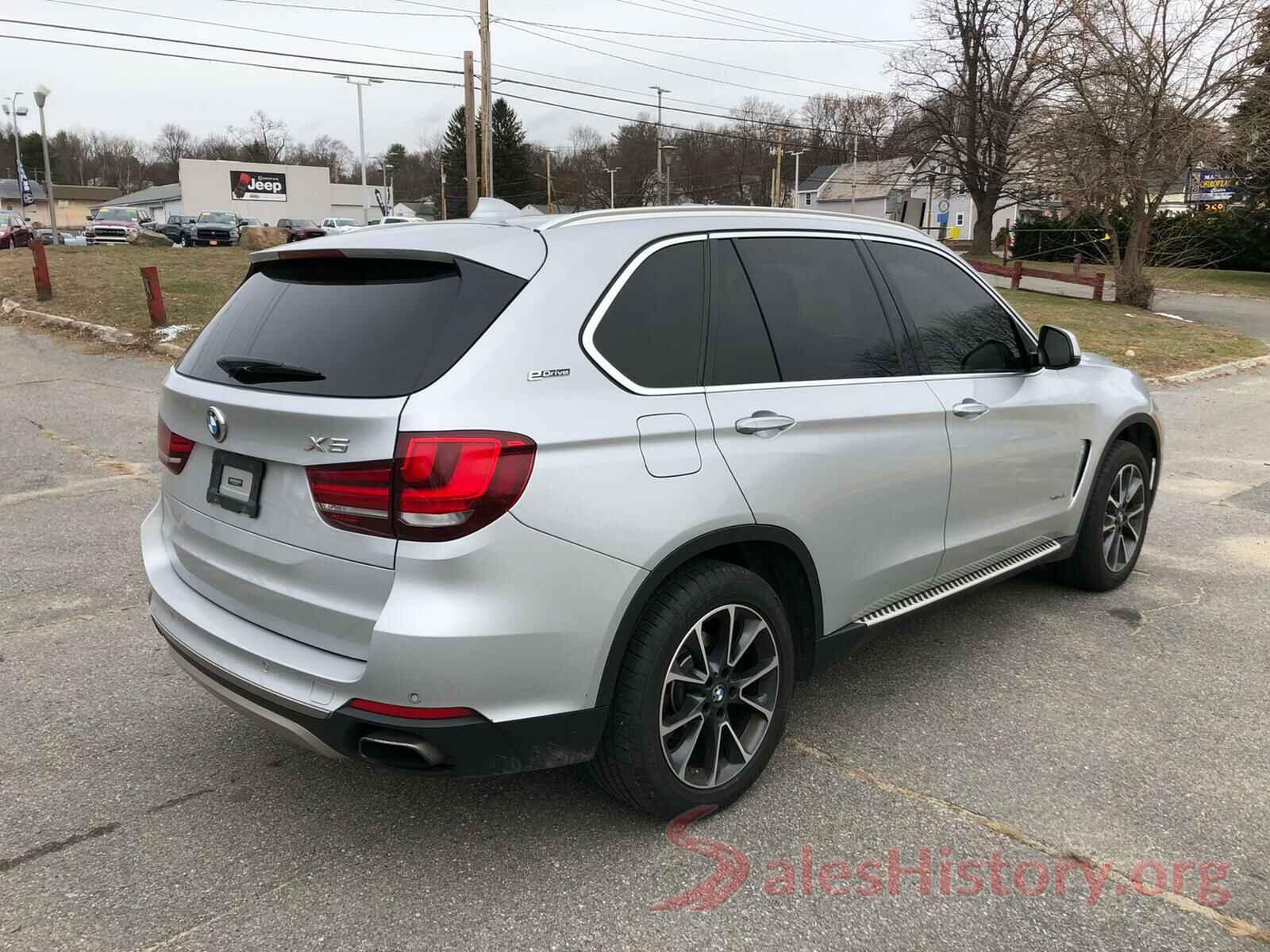 5UXKT0C52J0W01434 2018 BMW X5