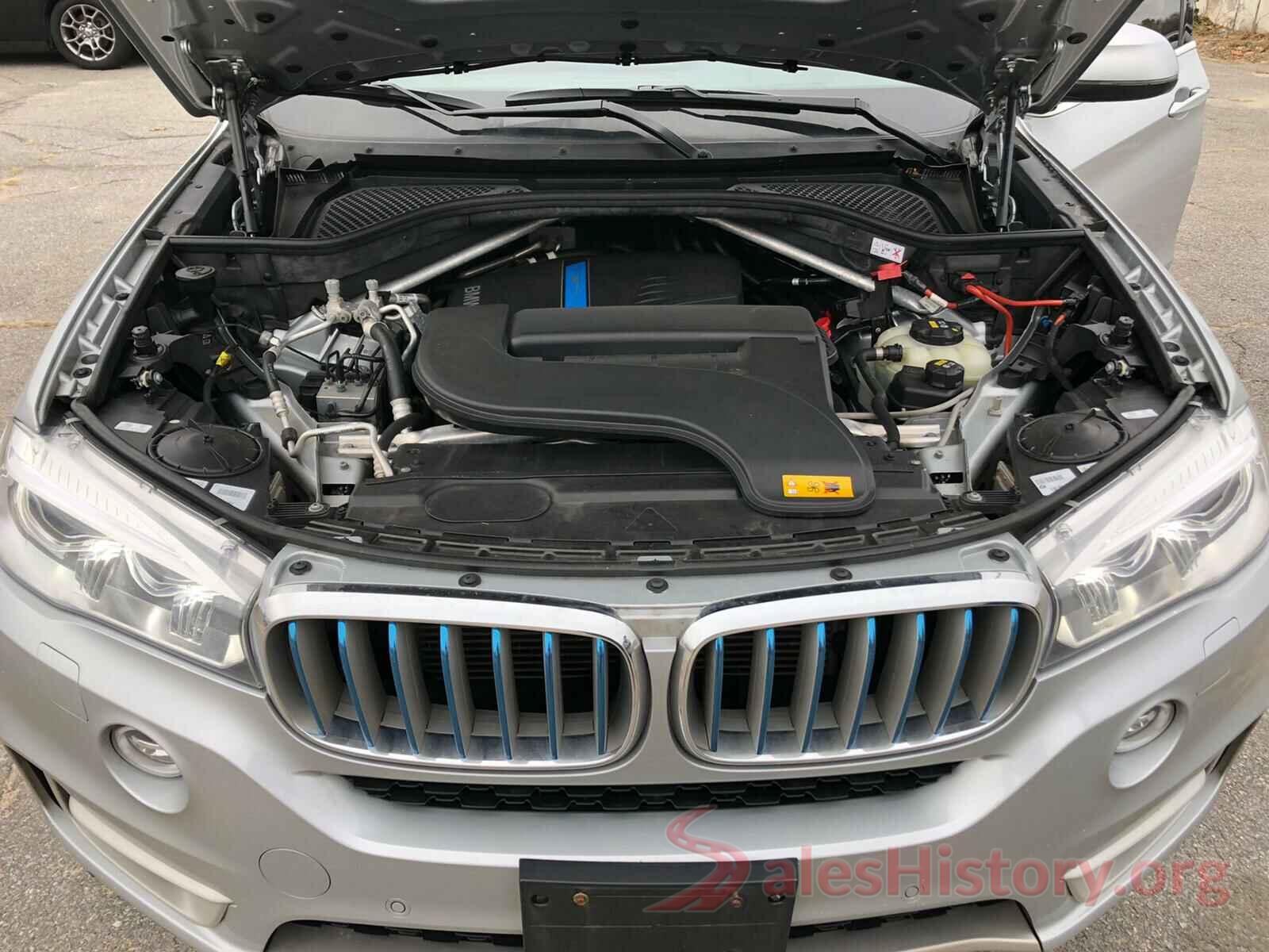 5UXKT0C52J0W01434 2018 BMW X5