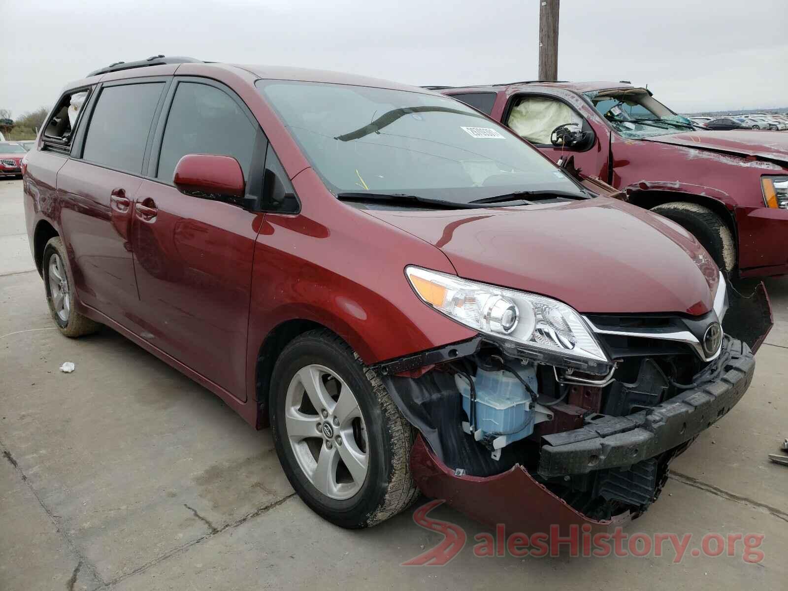 5TDKZ3DC5JS915316 2018 TOYOTA SIENNA