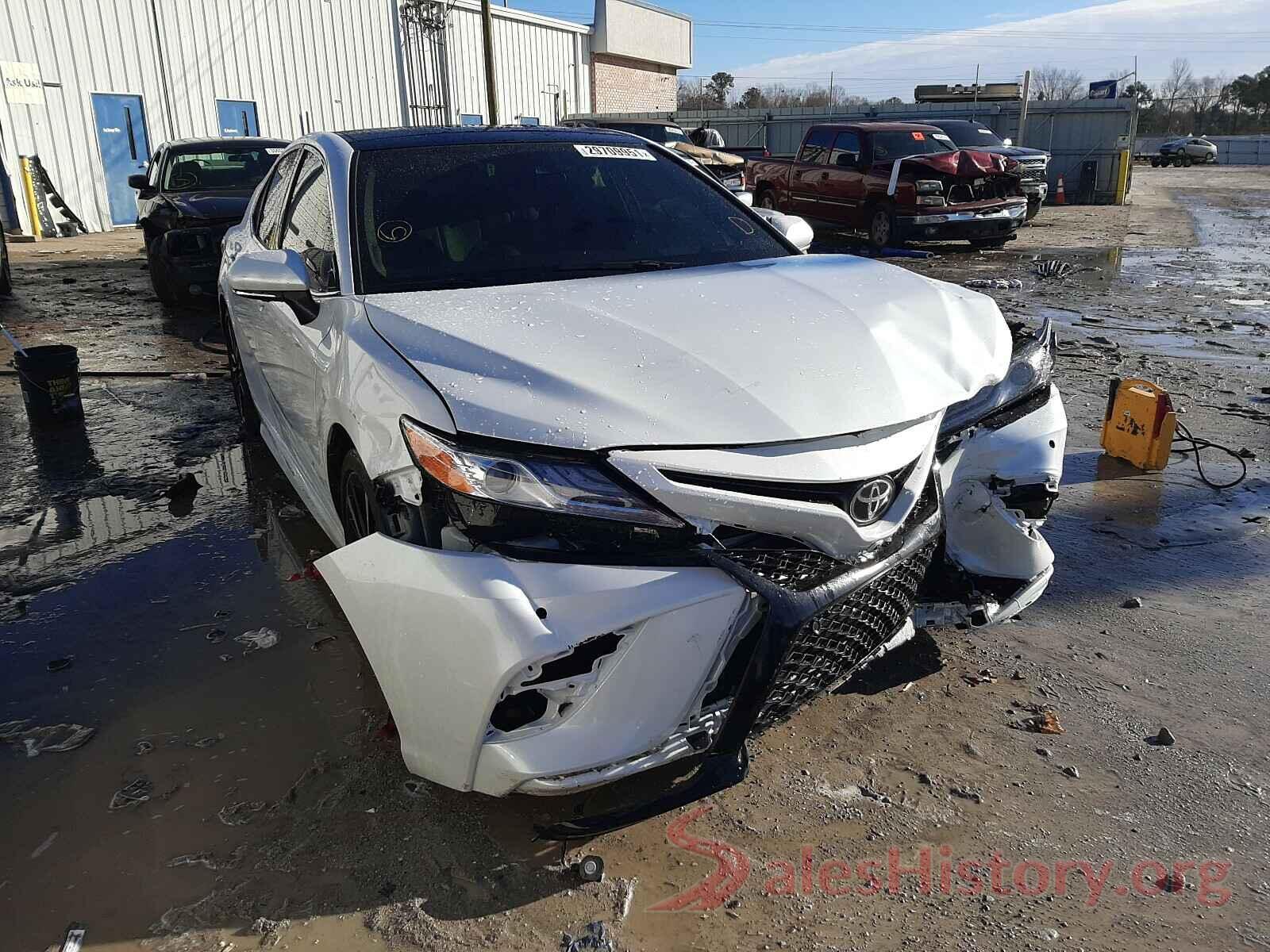 4T1B61HK0KU768667 2019 TOYOTA CAMRY