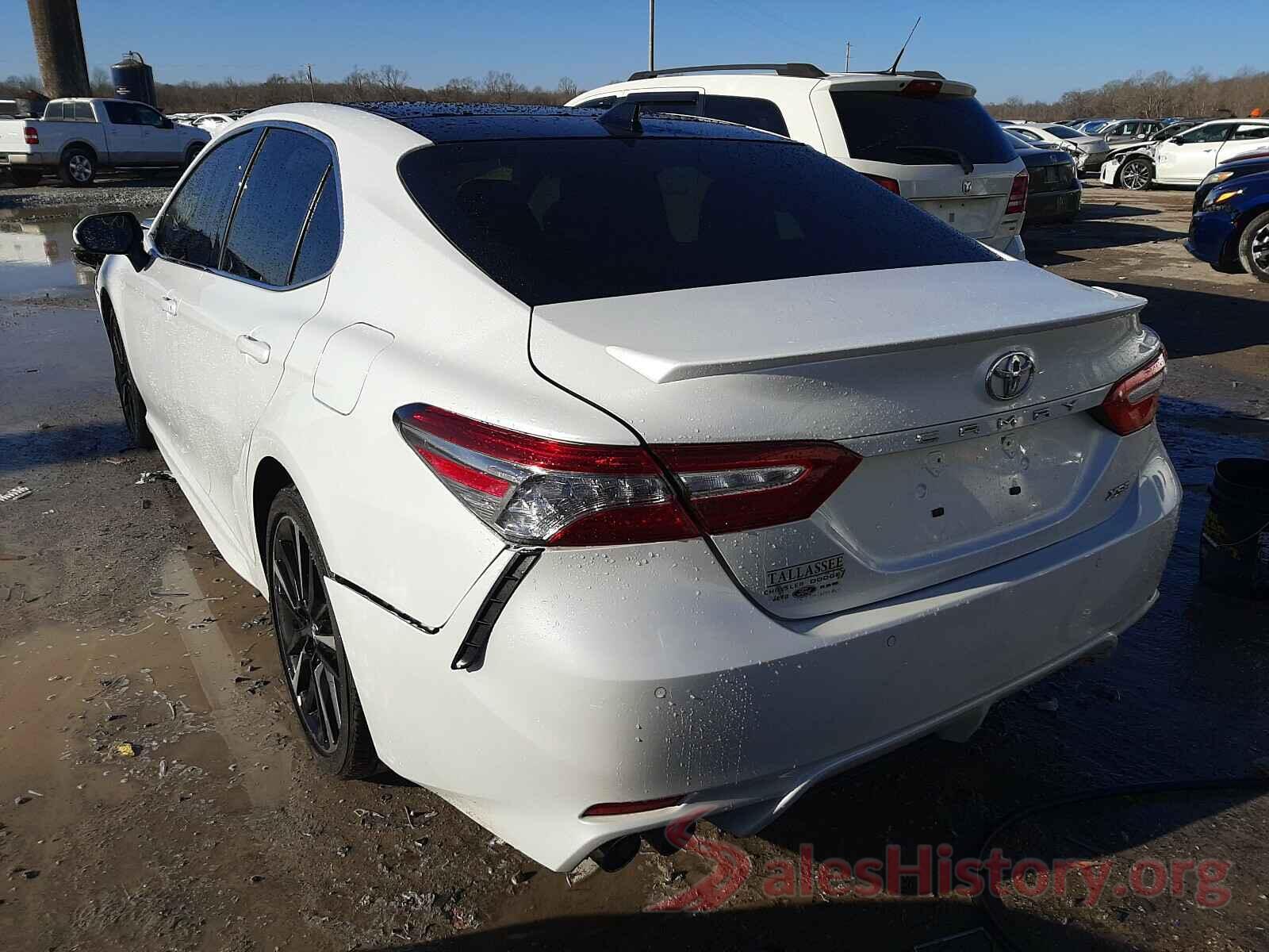 4T1B61HK0KU768667 2019 TOYOTA CAMRY