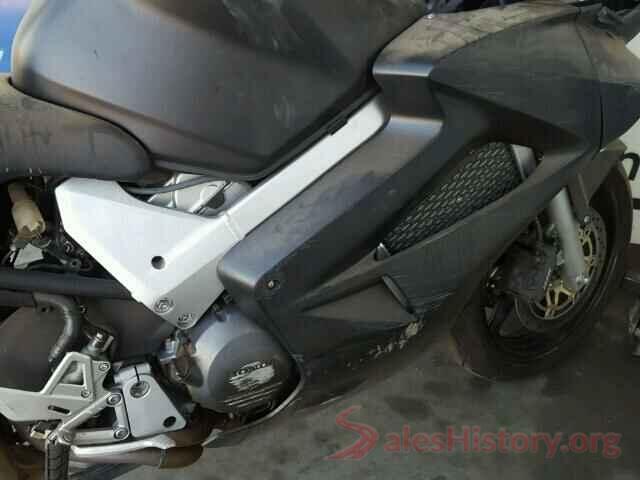 2T1BURHE5GC671665 2004 HONDA VFR CYCLE