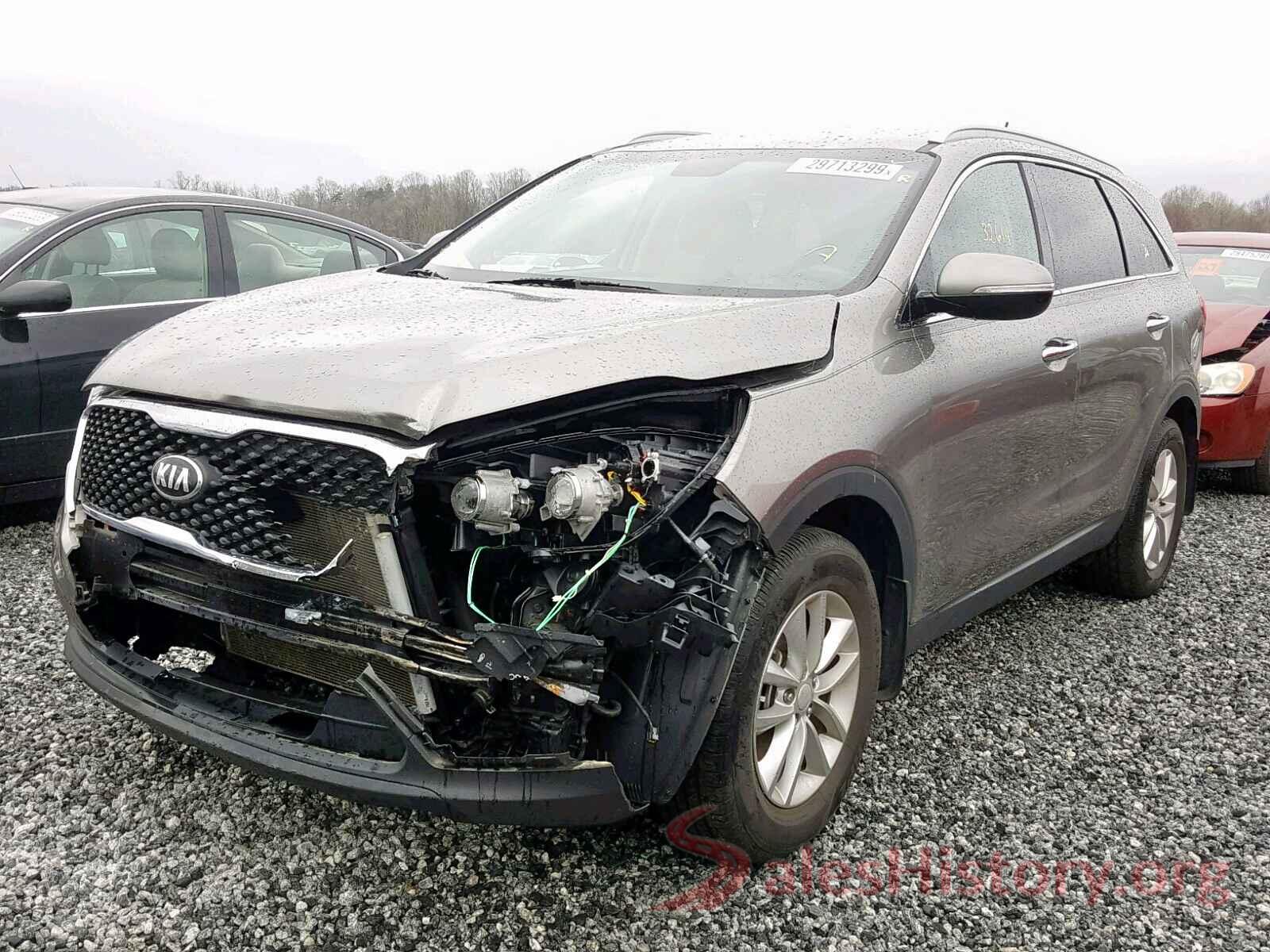 3VWE57BU8KM125602 2016 KIA SORENTO LX