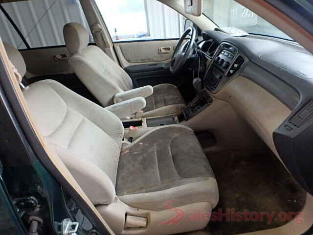 LVY992ML2JP031927 2002 TOYOTA HIGHLANDER