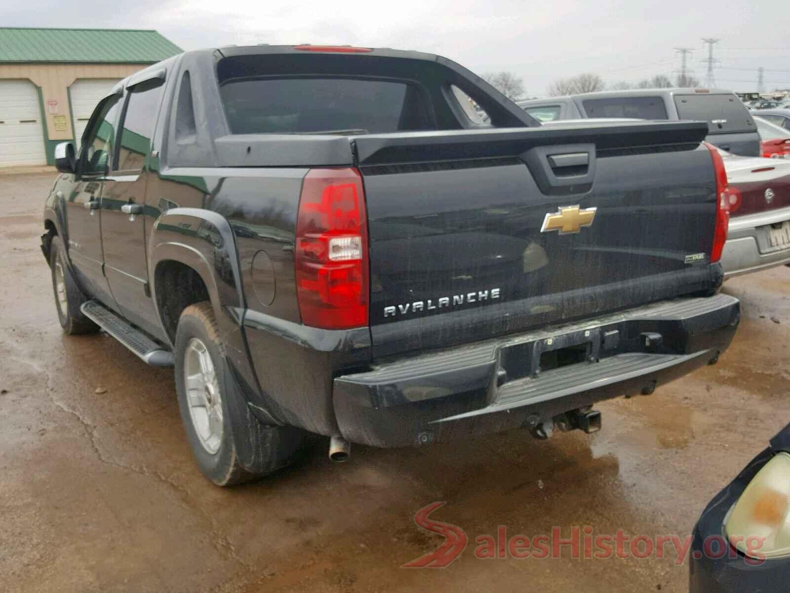 3FA6P0HD9HR245913 2008 CHEVROLET AVALANCHE