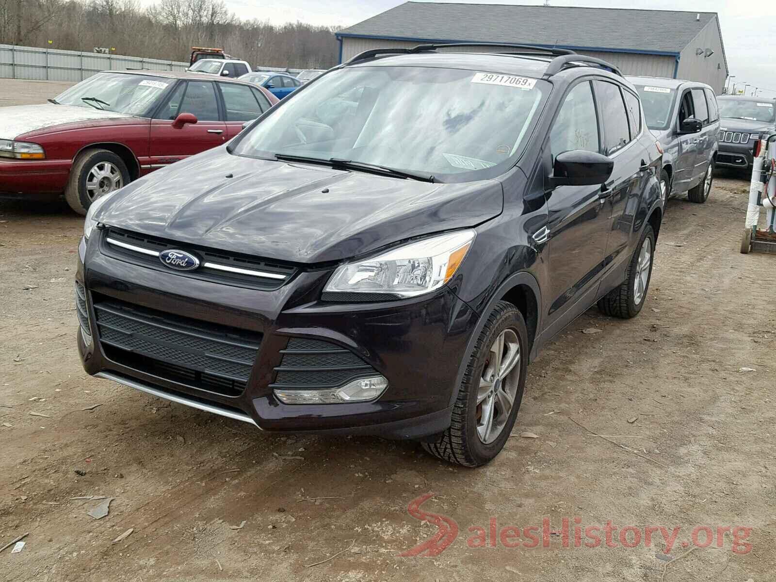 2HGFC2F52HH566945 2013 FORD ESCAPE SE