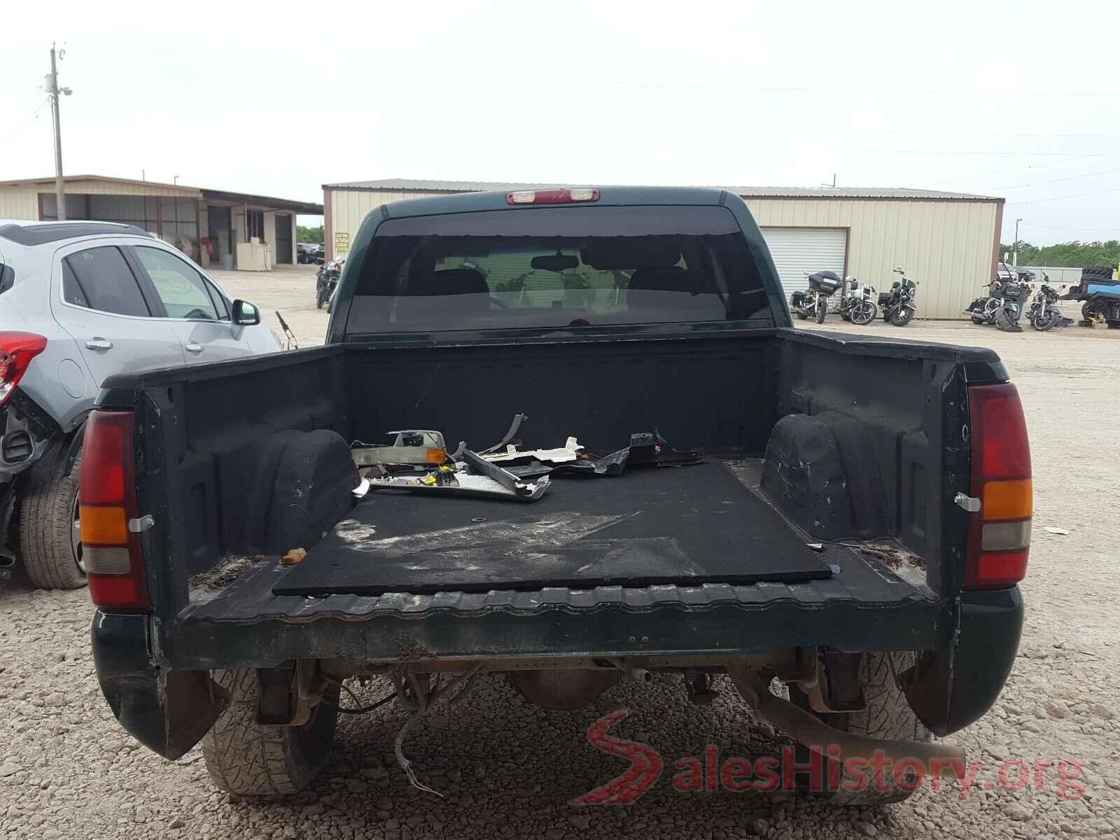 3N1AB7AP6HY223425 2002 GMC SIERRA